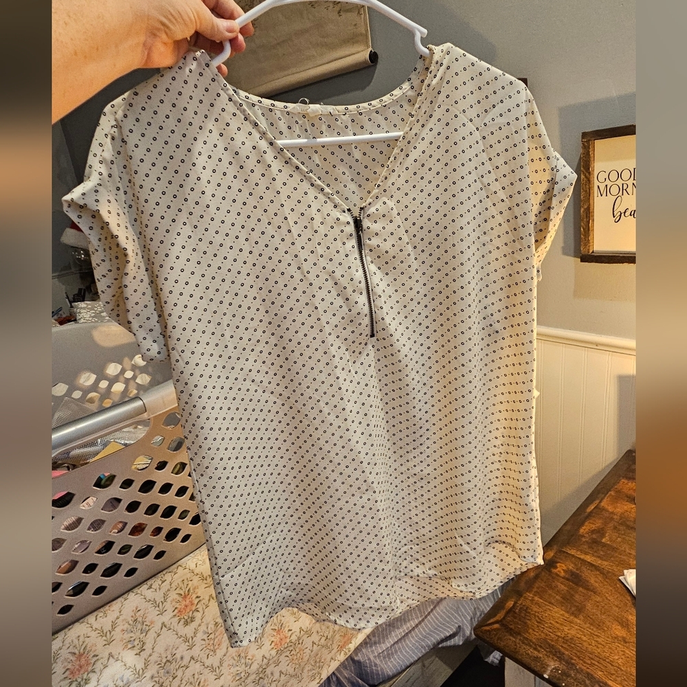 Maurices, Womens Blouse, Size Small